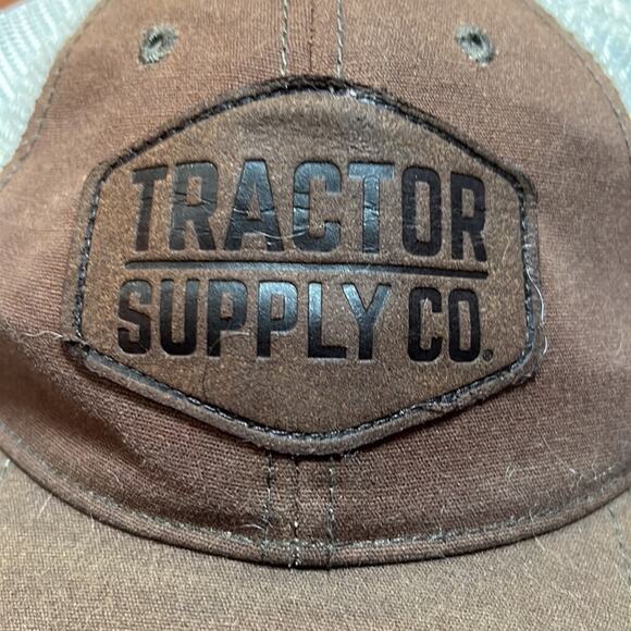 Tractor Supply Company TSC Truckers Cap Mesh Brown Whit Adjustable hat Snapback - Picture 2 of 5